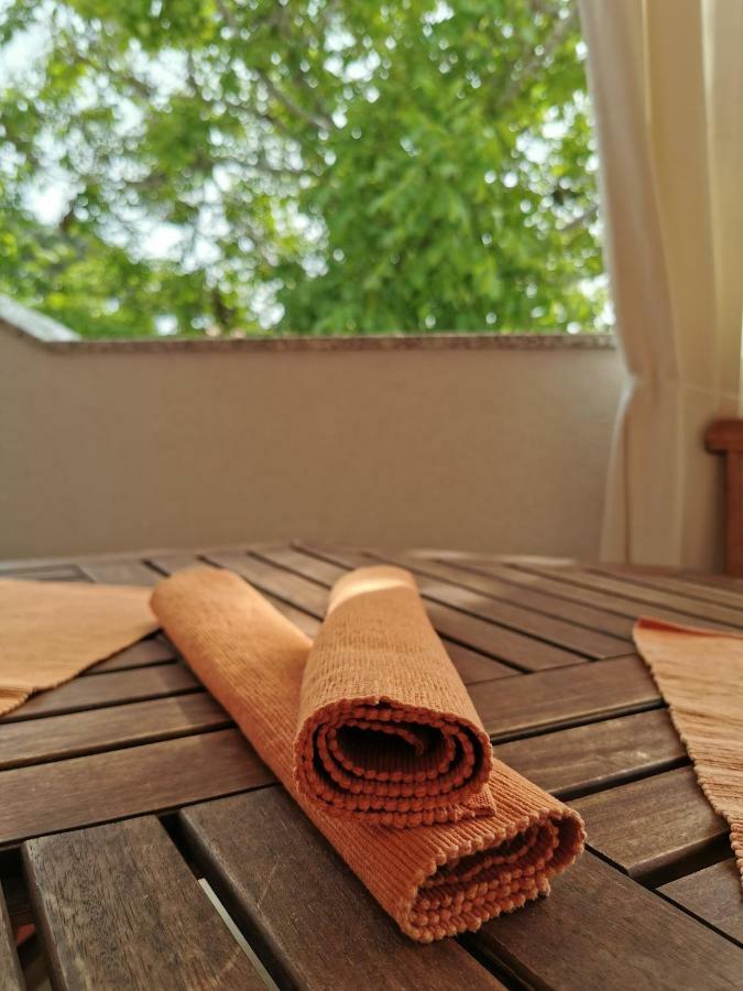 Apartment Martina Banjol Exterior photo